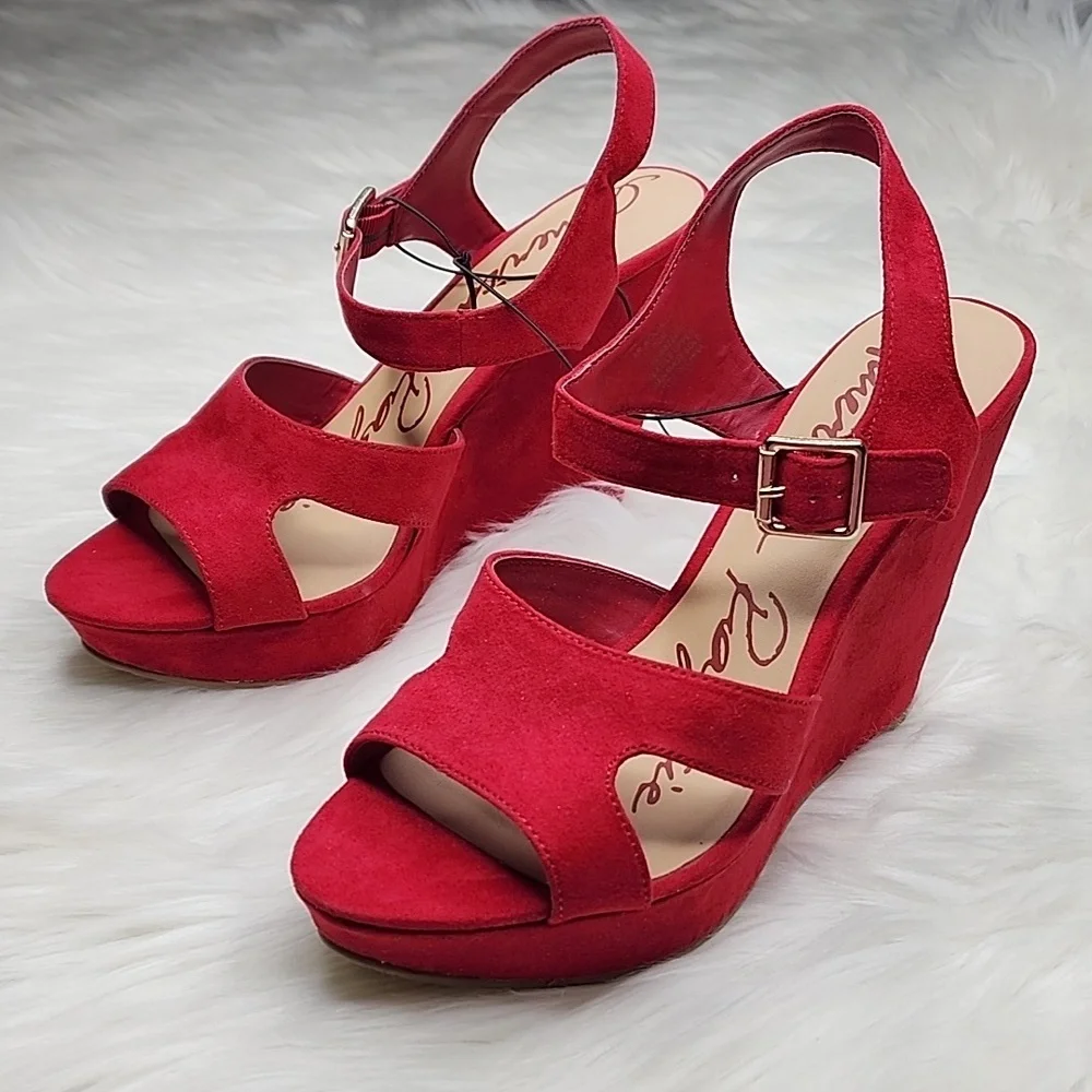 American Rag Rochelle Red Sandal Wedges - New In Box